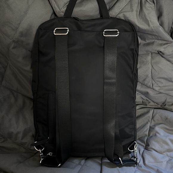 Targus 15'' Newport Ultra Slim Backpack (Black) - Picture 2 of 2